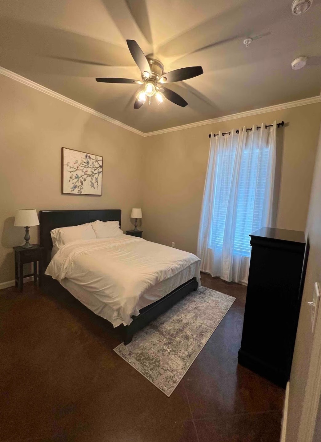 Fully Furnished 2 Bedroom | Move-In Ready — photo 2